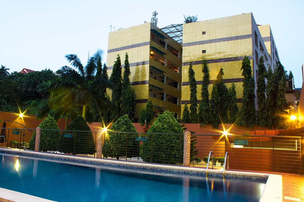 Hotel Le Vaisseau Abiyán Exterior foto
